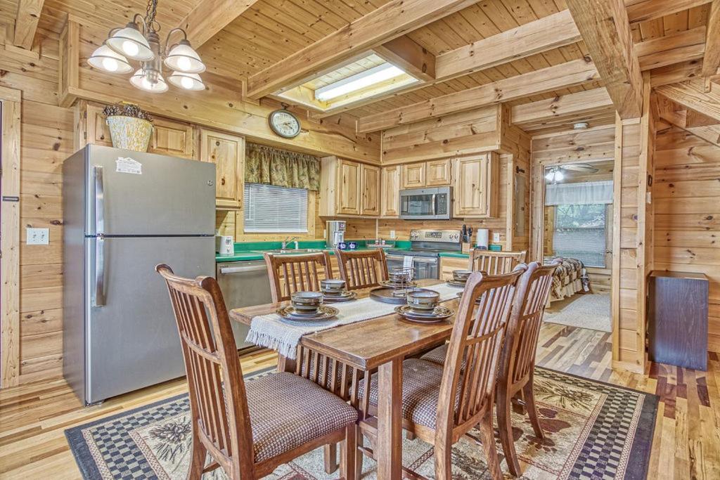 Villa Smoky Mountain Gem Gatlinburg Esterno foto