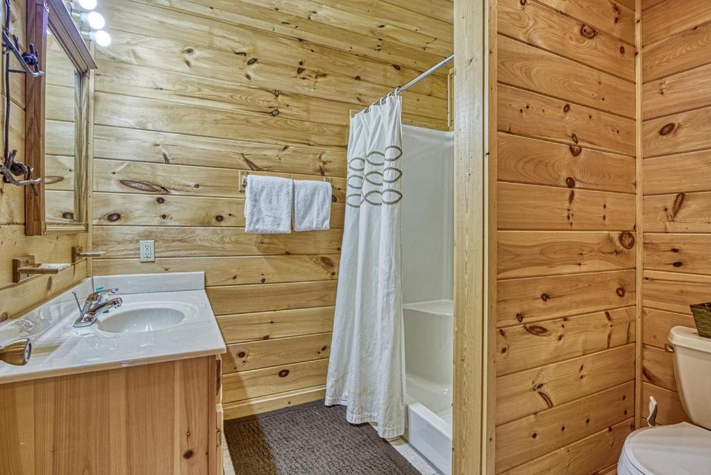 Villa Smoky Mountain Gem Gatlinburg Esterno foto